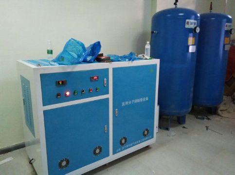 點(diǎn)擊查看詳細(xì)信息<br>標(biāo)題：云南永勝客戶(hù)定制的醫(yī)用分子篩制氧設(shè)備 閱讀次數(shù)：4316